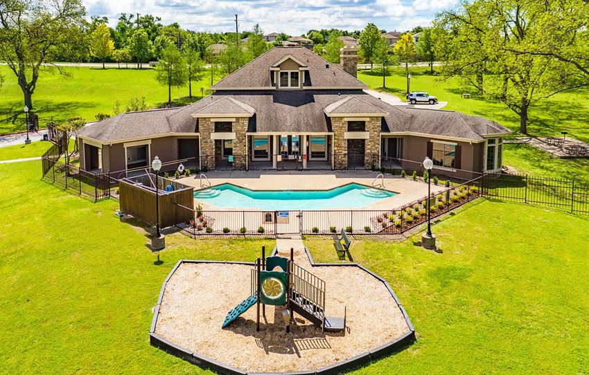 Highland Hills Apartments, 3131 Simpson Stuart Road, Dallas, TX RentCafe